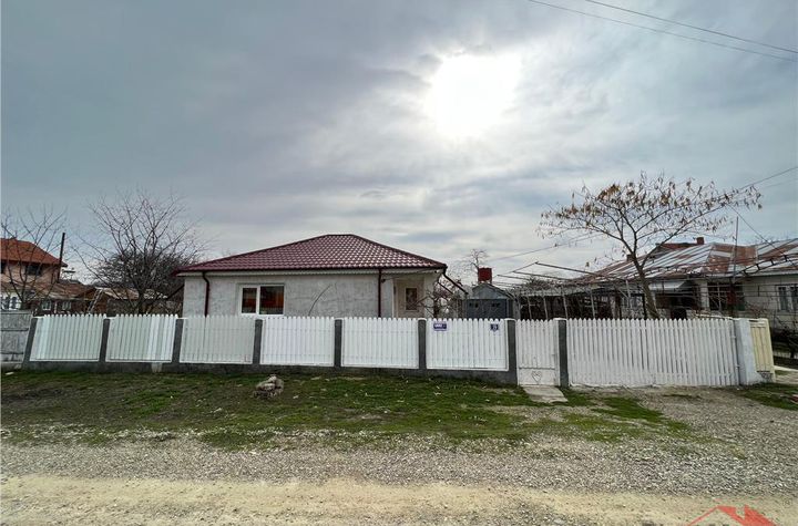 Casă - 3 camere de vanzare VULTURU - Vrancea anunturi imobiliare Vrancea