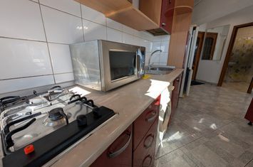 Garsonieră de inchiriat ULTRACENTRAL - Bacau anunturi imobiliare Bacau