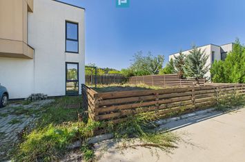 Casă modernă 3 dormitoare, curte generoasă și parcare dublă-CORBEANCA anunturi imobiliare Bucuresti