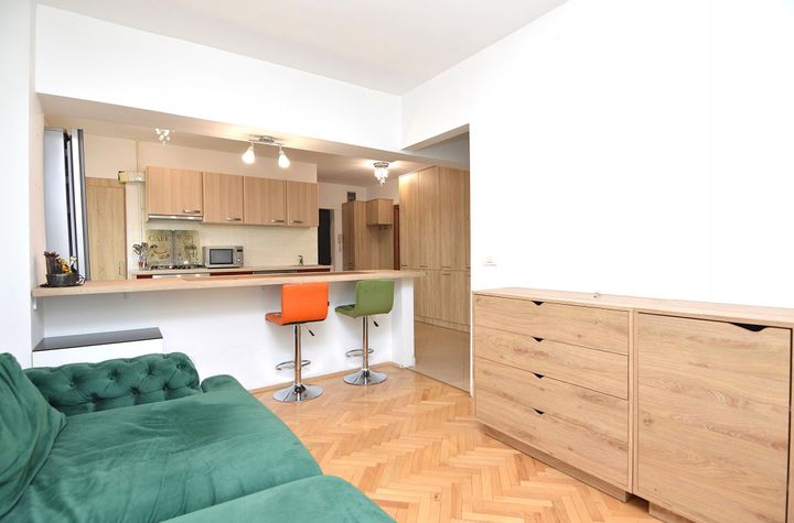 Apartament 3 camere de vanzare UNIRII - Bucuresti anunturi imobiliare Bucuresti