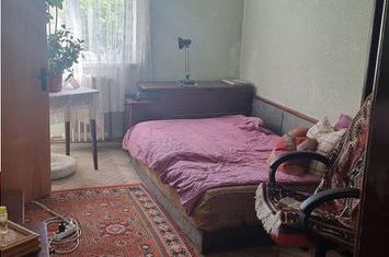 Apartament 3 camere de vanzare TRAIAN - Valcea anunturi imobiliare Valcea