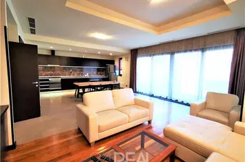 Apartament 3 camere de vanzare PRIMAVERII - Bucuresti anunturi imobiliare Bucuresti