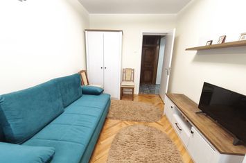 Apartament 3 camere de vanzare RADAUTI - Suceava anunturi imobiliare Suceava