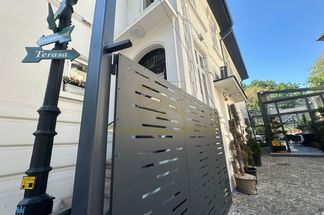 Casă 20 cam de vânzare Bucuresti - P-ta Unirii