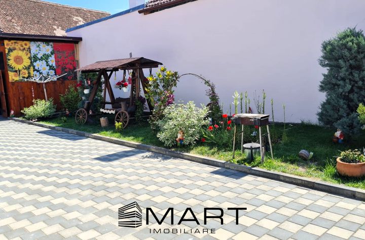 Casă - 4 camere de vanzare CRISTIAN - Sibiu anunturi imobiliare Sibiu