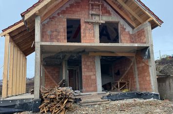 Casa la rosu, 800mp teren,  front 24, Jucu de Sus, comision 0 anunturi imobiliare Cluj