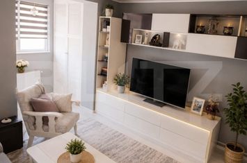 Apartament 3 camere de vanzare FLORESTI - Cluj anunturi imobiliare Cluj