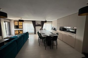 Apartament bloc NOU,4 camere,3 bai,2 terase,parcare privată anunturi imobiliare Mures