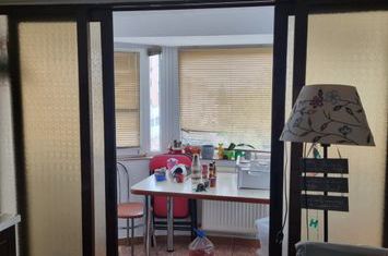 Apartament 5 camere de vanzare CENTRU - Calarasi anunturi imobiliare Calarasi