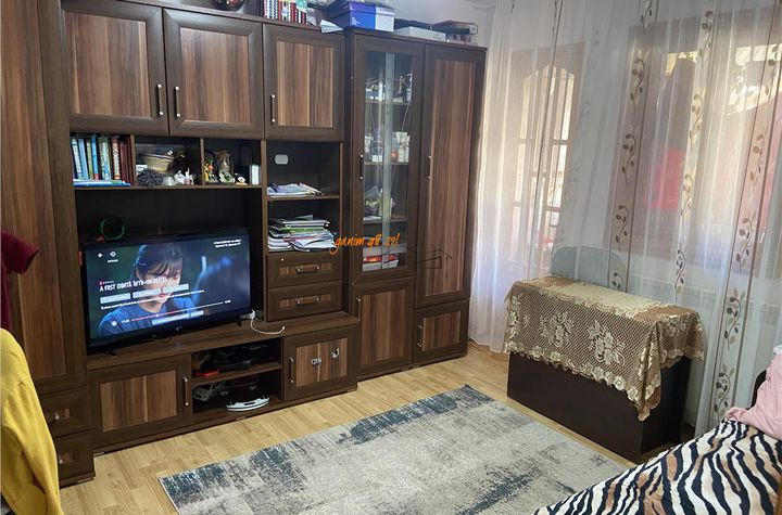 Apartament 2 camere de vanzare SUD - Vrancea anunturi imobiliare Vrancea