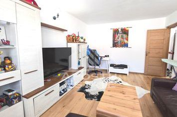 Apartament decomandat cu 3 camere, centrala proprie,  zona Lipovei anunturi imobiliare Timis
