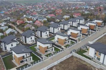 Vila moderna, disponibila imediat, Miroslava cartier Roca, strada Viilor anunturi imobiliare Iasi