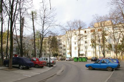 Balta Albă, un cartier căutat pentru apartamentele mari şi ieftine