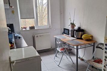 Apartament 3 camere de vanzare ASTRA - Brasov anunturi imobiliare Brasov