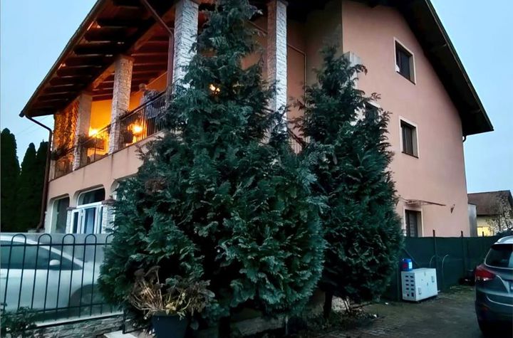 Casă - 5 camere de vanzare SANGEORGIU DE MURES - Mures anunturi imobiliare Mures