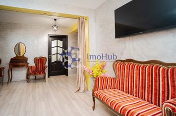 Rond Mall Moldova, 3 camere, curte si loc de parcare! anunturi imobiliare Iasi