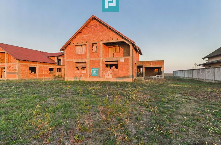 Proprietate impresionantă între Curtici și Macea anunturi imobiliare Arad