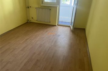 Apartament 4 camere de vanzare SUD - Vrancea anunturi imobiliare Vrancea