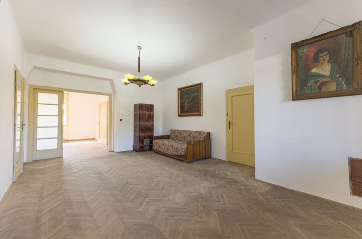 Apartament pe str. Vicențiu Babeș - Ideal pentru locuință sau birouri anunturi imobiliare Arad
