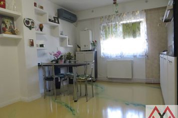 Apartament 2 camere Calea Vitan - Mihai Bravu, centrala termica anunturi imobiliare Bucuresti