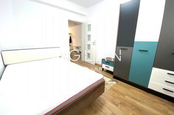 Apartament 3 camere de inchiriat PIATA CLUJ - Sibiu anunturi imobiliare Sibiu