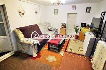 Casa 3 camere,90 mp,1300 mp teren, zona Stadion, 0% comision anunturi imobiliare Mures