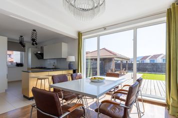 Vilă - 4 camere de inchiriat BARTOLOMEU - Brasov anunturi imobiliare Brasov