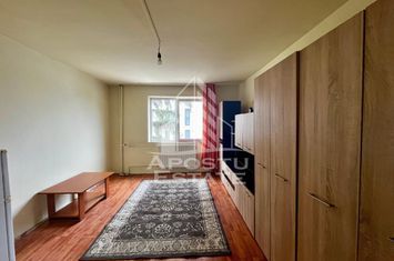 Garsoniera etaj 3, 22 mp, zona Aradului Timisoara anunturi imobiliare Timis