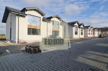 Vilă - 4 camere de vanzare CISNADIE - Sibiu anunturi imobiliare Sibiu