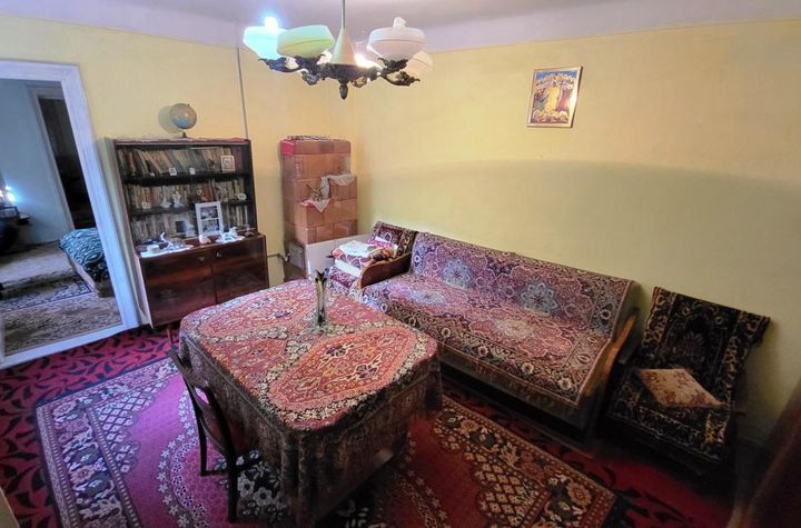 Casă - 3 camere de vanzare TRANSILVANIEI - Prahova anunturi imobiliare Prahova