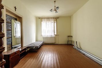 Casa de caramida pe strada Plopilor in Vlaicu Comision 0 anunturi imobiliare Arad