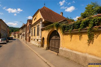 Casă - 3 camere de vanzare CENTRUL ISTORIC - Brasov anunturi imobiliare Brasov