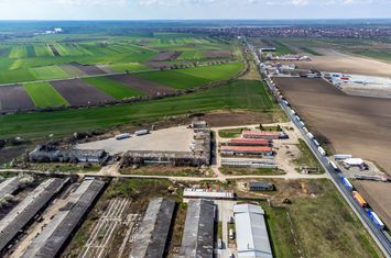4,2 ha Teren DN7 Nădlac pentru Parc Logistic anunturi imobiliare Arad