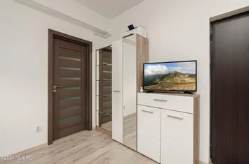 Apartament 2 camere de vanzare GHENCEA - Bucuresti anunturi imobiliare Bucuresti
