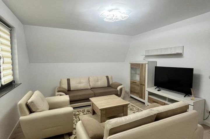 Apartament 3 camere de vanzare RADAUTI - Suceava anunturi imobiliare Suceava