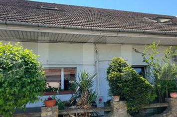 Apartament 4 camere de vanzare ARAD - Arad anunturi imobiliare Arad