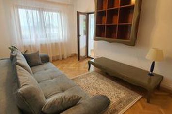 Apartament de inchiriat 4 camere decomandate zona Copou-Parcul Copou anunturi imobiliare Iasi