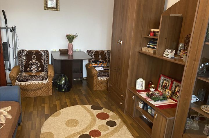 Apartament 2 camere de vanzare SUD - Vrancea anunturi imobiliare Vrancea