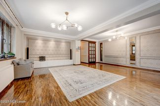 Apartament 4 camere de vânzare Bucuresti - Bucurestii Noi