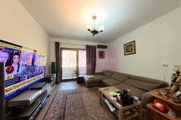 Apartament 3 camere in vila Cotroceni. anunturi imobiliare Bucuresti