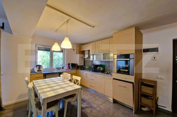 Apartament 3 camere de vanzare APAHIDA - Cluj anunturi imobiliare Cluj