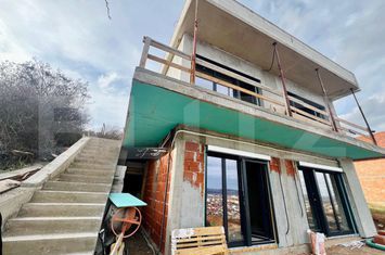 Casă - 4 camere de vanzare ALBA IULIA - Alba anunturi imobiliare Alba