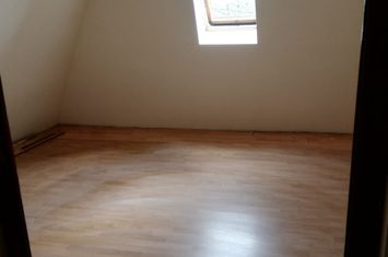 Casa 3 camere, 50 mp,   0% comision anunturi imobiliare Mures