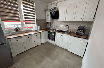 Apartament 2 camere de vanzare FLORESTI - Cluj anunturi imobiliare Cluj