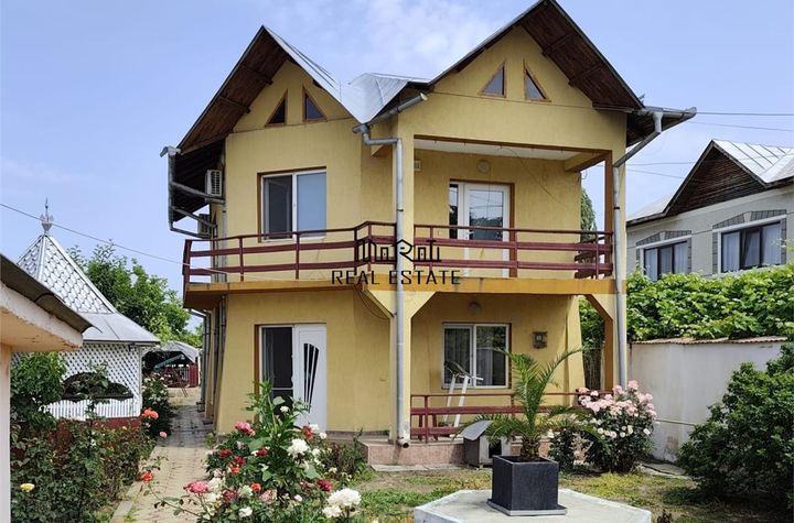 Vilă - 5 camere de vanzare GAESTI - Dambovita anunturi imobiliare Dambovita