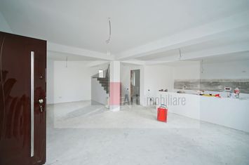 Vilă - 4 camere de vanzare UNIVERSITATE - Bucuresti anunturi imobiliare Bucuresti