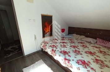 Casă Nouă din Lemn cu Mansardă – Eleganță Rustică și Confort Modern anunturi imobiliare Arad