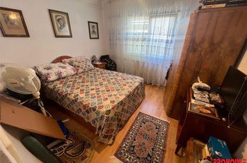 Apartament 3 camere de vanzare CENTRAL - Bacau anunturi imobiliare Bacau