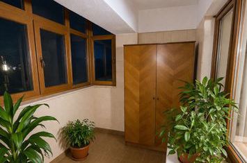 Apartament 4 camere de vanzare CALEA BUCURESTI - Dolj anunturi imobiliare Dolj