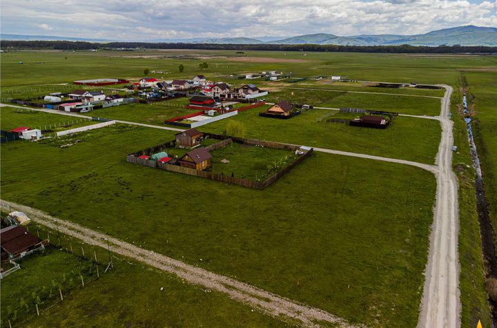 Teren Intravilan de vanzare HARMAN - Brasov anunturi imobiliare Brasov
